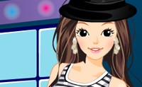 Holly Dress-up 2